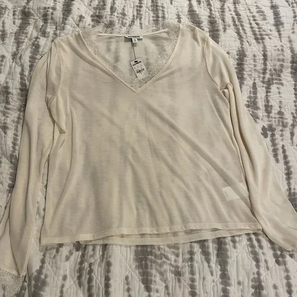 Express Relaxed Lace Pieced V-Neck Tee NWT S - Picture 9 of 11
